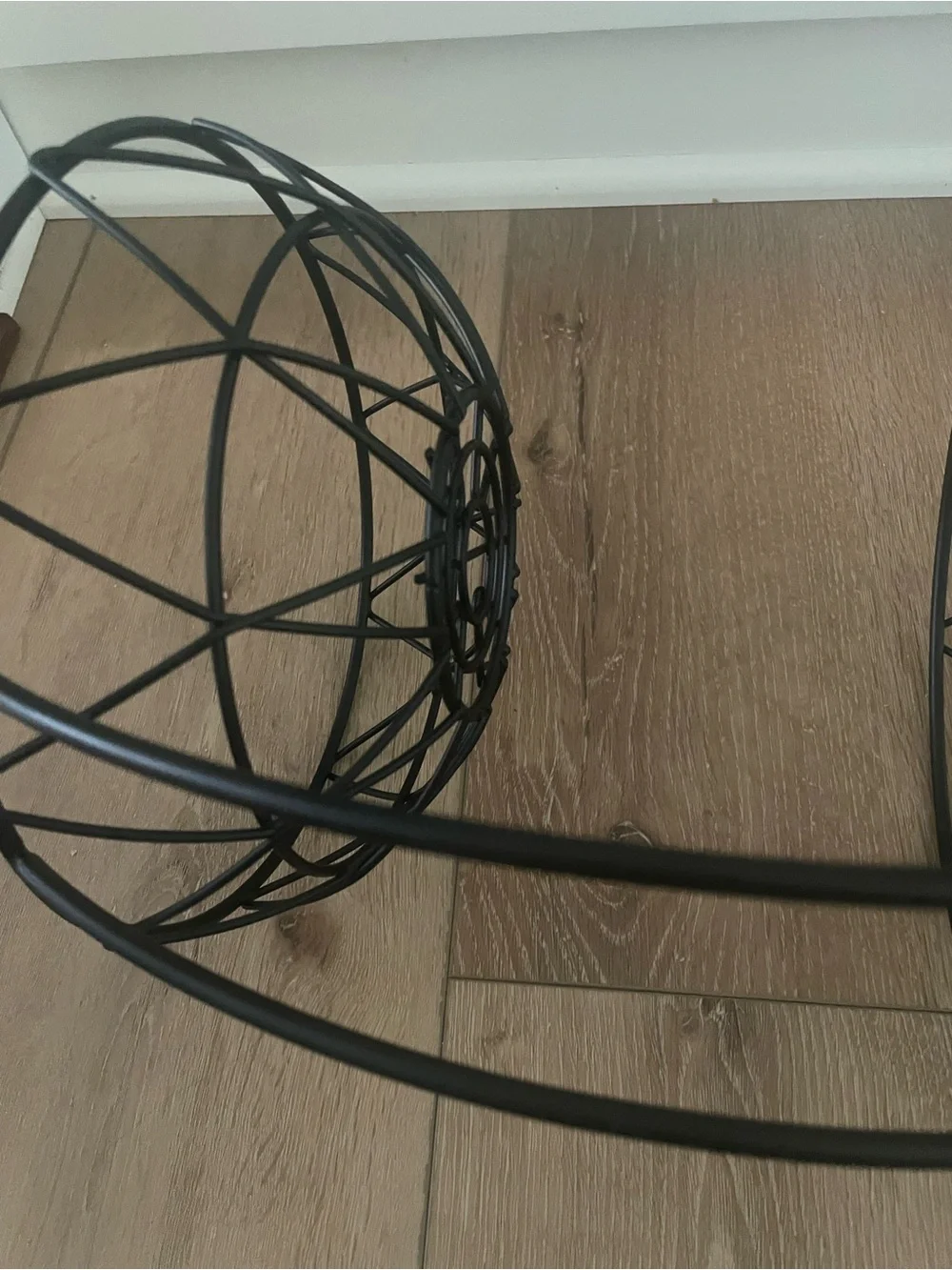 Black Two-Tier Wire Fruit Bowl Stand